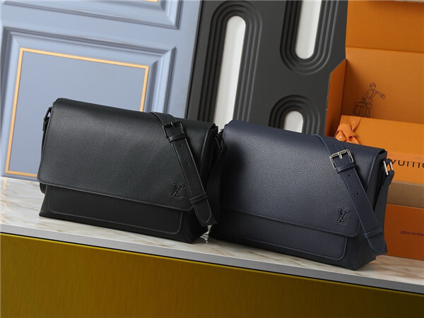 Underarm Bag